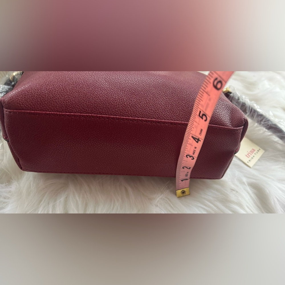 Trina Turk NWT Crossbody Bag - Picture 11 of 16